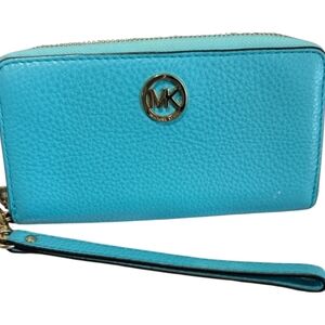 Michael Kors Turquoise Blue Wristlet Wallet Good Condition Accessory